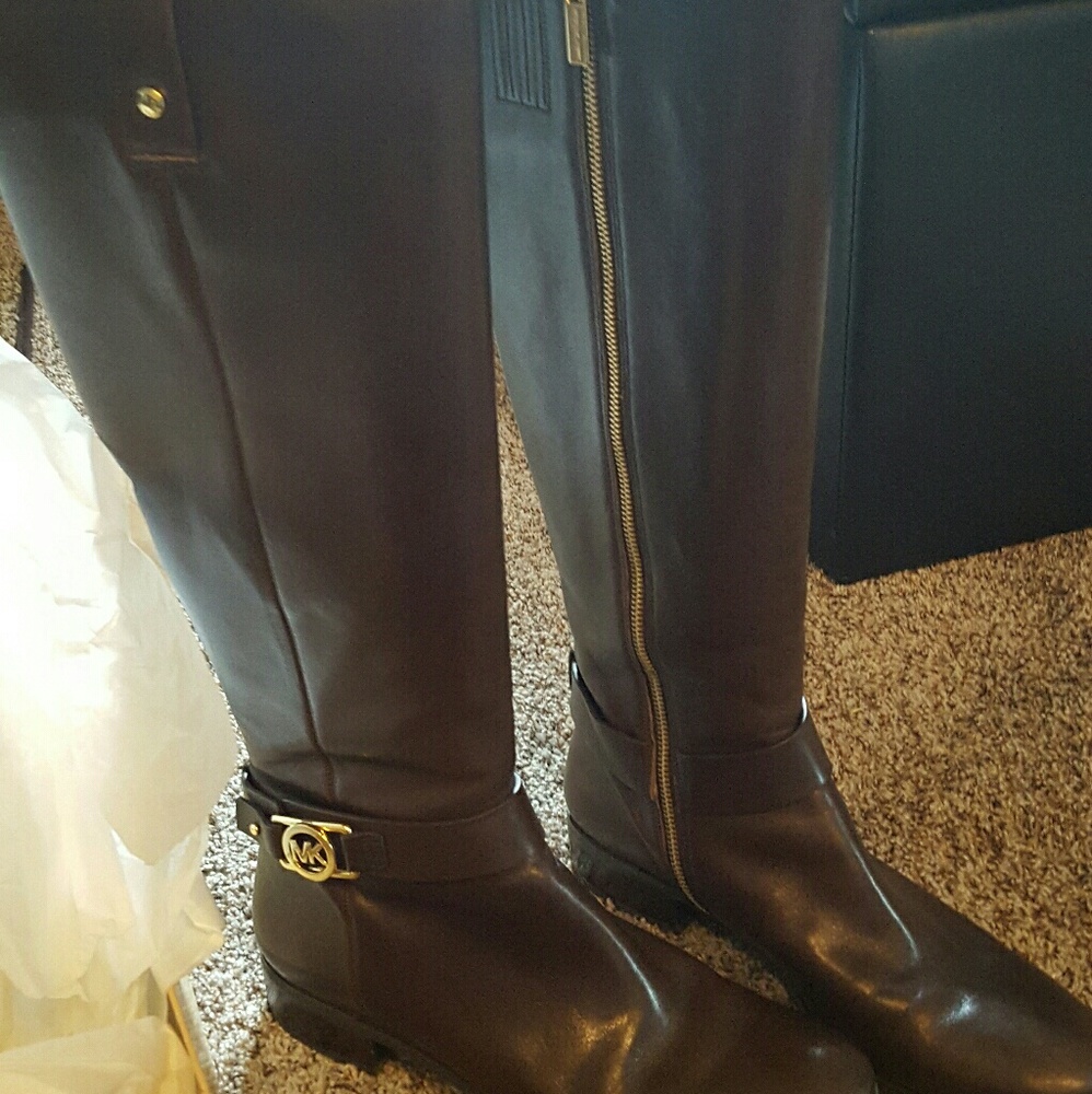 Black/Brown Michael Kors bootd